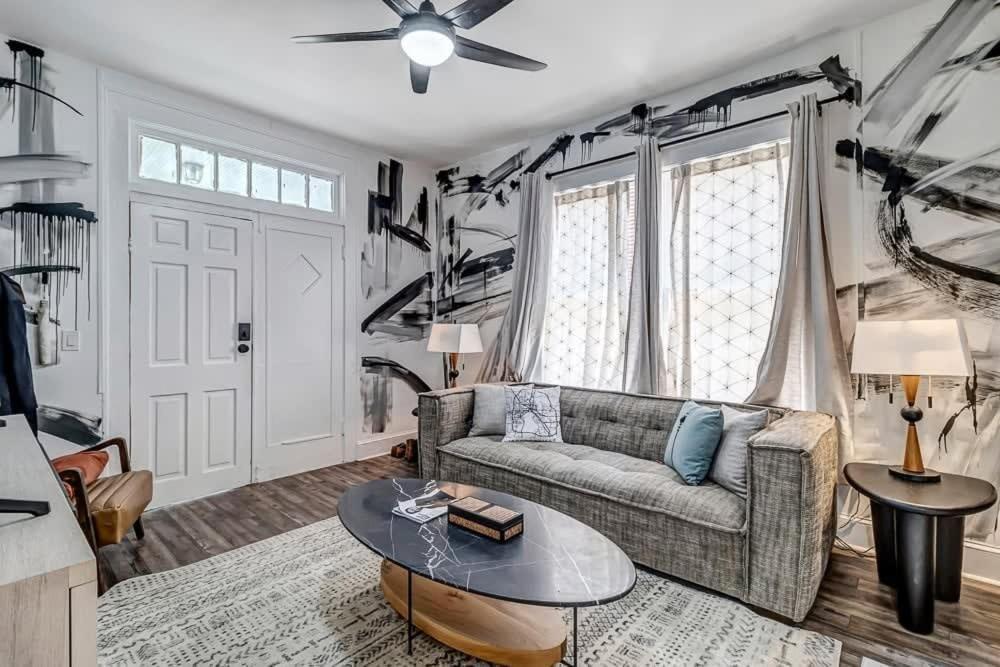 Contemporary Apartment - 5 Min To Tiaa Bank Field! Jacksonville Exteriör bild
